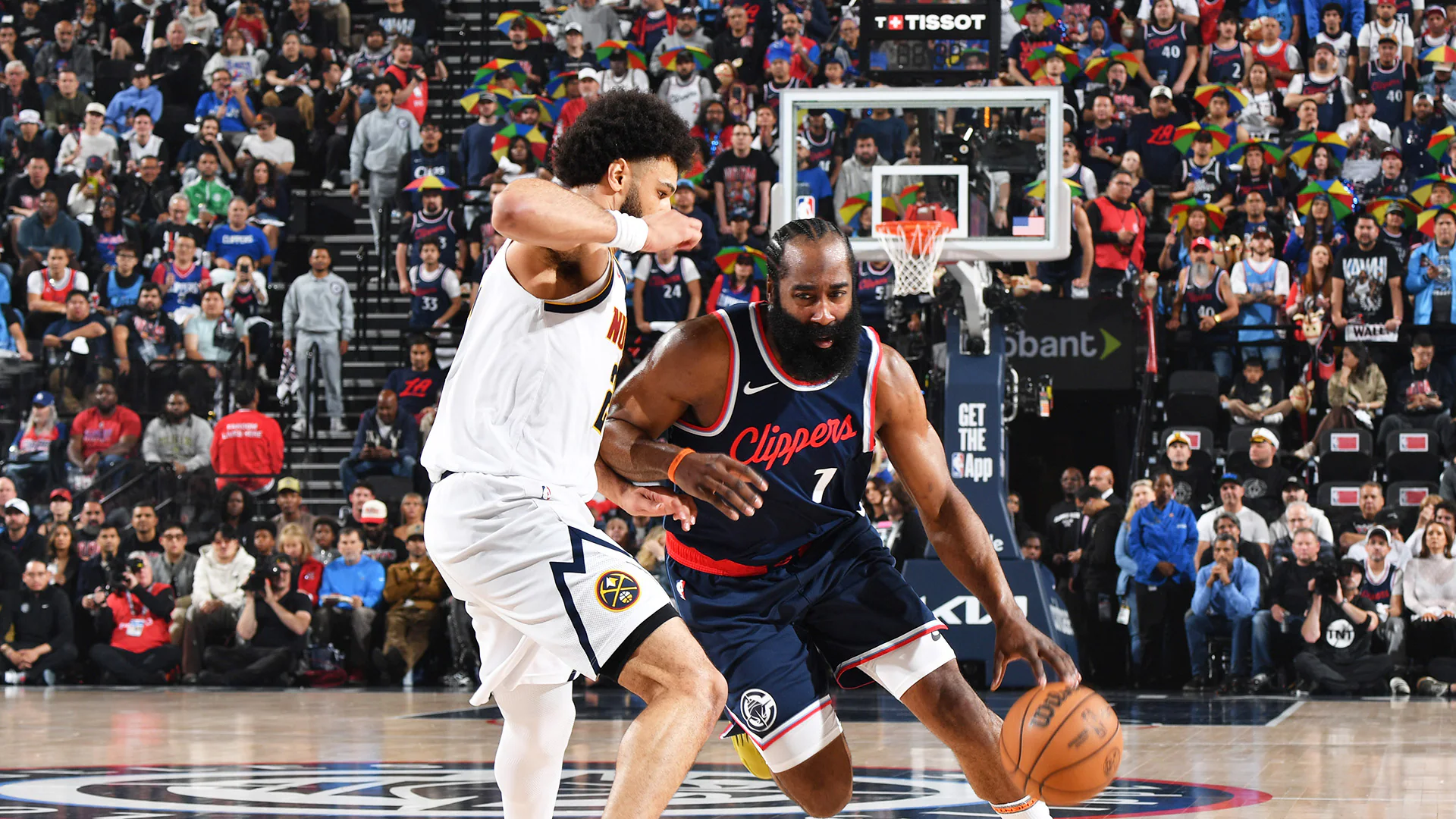 LeBron signs extension